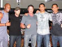 Stallone visita Minotauro. Stallone visita Minotauro.