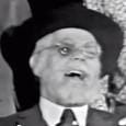 Satiricom humorístico exibido em 1974 pela TV Globo. Neste humorístico Satiricon, o grande Chico Anísio dá o tom interpretando vários personagens. Você relembra também outros monstros sagrados da...