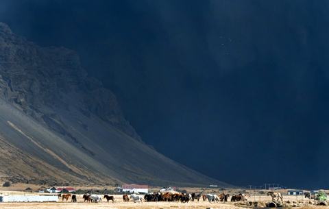 Eyjafjallajokull-cavalos-nuvem