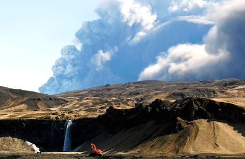 Eyjafjallajokull-obras-estrada