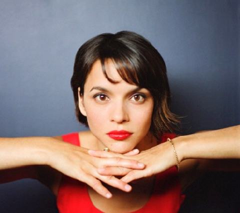 Norah-Jones-2009