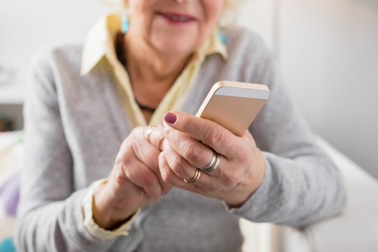 Tecnologia e saúde: app gratuito auxilia pacientes com Alzheimer
